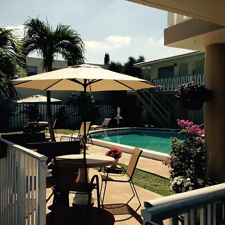 Deerfield Beach Motel